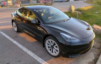 Tesla model 3 SR + Refresch ,9/2021, 71000 km