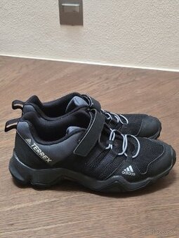 Pánske tenisky Adidas Terrex 37