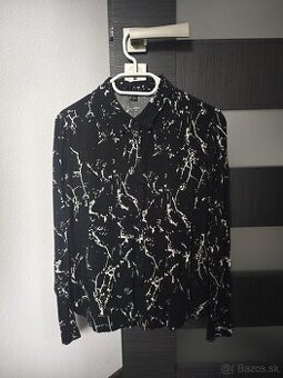 Elegantná dámska košeľa