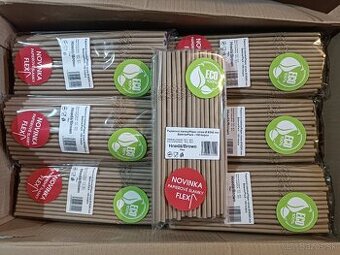 PAPIEROVÉ POHÁRE A SLAMKY RÔZNE DRUHY