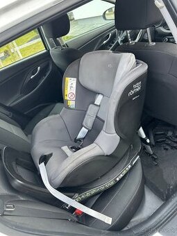 Autosedačka Britax Römer Dualfix M