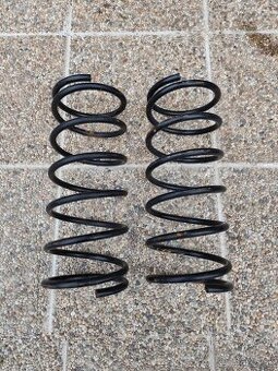 Pružiny mitsubishi pajero 1/ hyundai galloper