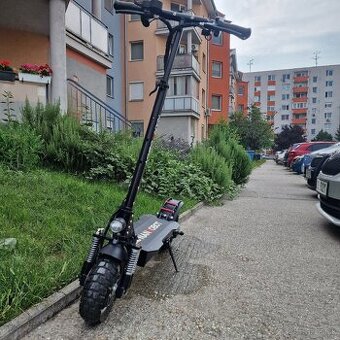 Elektro-kolobežka NanRobot D4+2.0