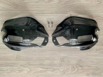 Deflektor na riaditka Honda