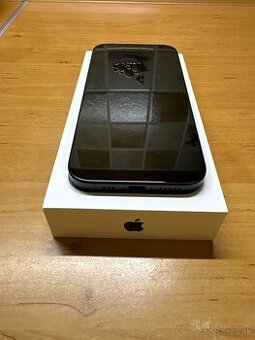iPhone 15 128GB - 100% batéria