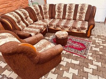 Sedacia s uloznym roztahovacia