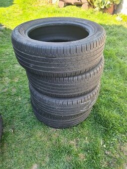 215/55 R17
