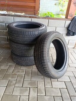 215/60R17 96H