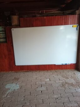 Predám bielu popisovaciu magnetickú tabuľu - rozmer 200x120