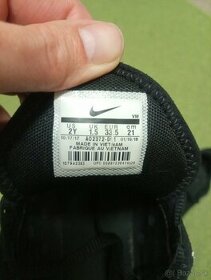 Predám Nike 33,5 air Max 270 - 1