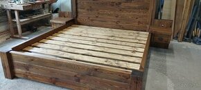 Manželská posteľ z borovice