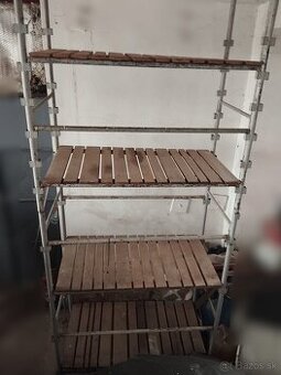 Lešenie 350€ 4m výška (dve klietky)