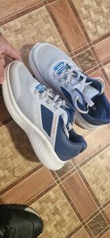 Botasky skechers s pamäťovou penou veľkosť 42