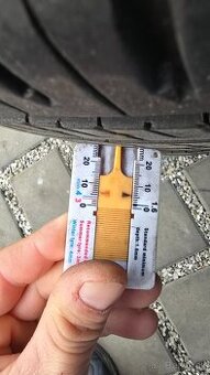 Letni sada Barum Bravuris 5 195/55 r15 4x6mm