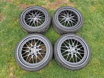 BMW 5x 120 R 19 repliky BBS LM letní pneu .