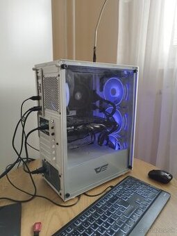PC stredne výkonná zostava