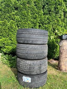 265/30 R20