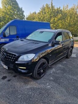 Ml166 350CDI 190KW 4x4 7G bez vzduchoveho podvozku