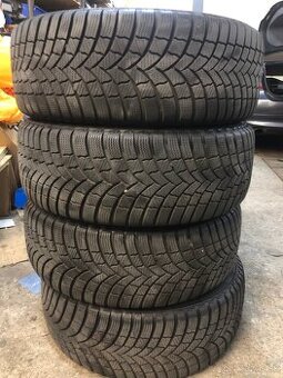 205/55 r16 Bridgestone Blizzak LM001