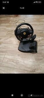 Predám volant Ferrari thrustmaster ps4 plus pedale