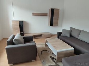 Ponúkam na prenájom 2-izbový byt v meste Krompachy