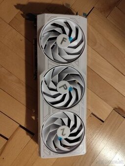 Predám grafickú kartu Sapphire AMD Radeon RX 7700 XT