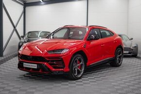 Lamborghini Urus Skladom