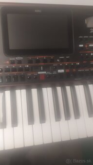 Korg PA 1000