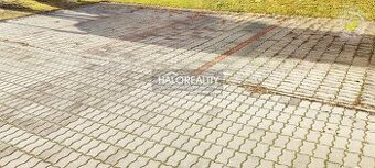 HALO reality - Predaj, garáž Rovinka, 5x parkovacie státie