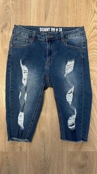Dlhšie skinny denim kraťasy