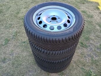 Sada kolies VW Caddy, plechové disky + pneu 205/55 R16