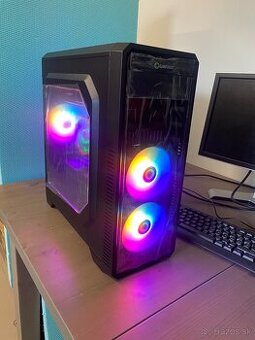 Ryzen 7 5700X3D / RTX 4060 / 32GB RAM
