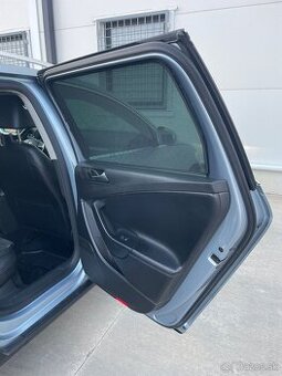 Tienidlo do VW Passat B6 Variant