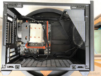 Cooler Master MasterBox NR200P