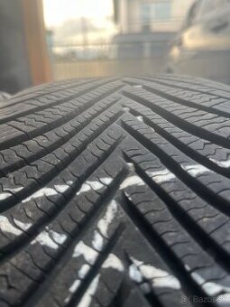 Michelin 225/55 r17