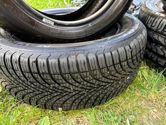 Celoročné gumy pneumatiky 205/55 R16