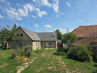 Znížená cena - Rodinný dom / chalupa obklopená prírodou