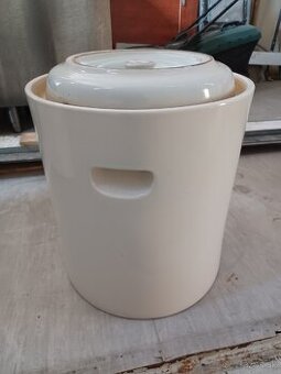 Keramický sud na kaoustu