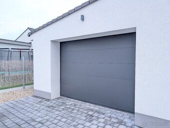 NOVÁ GARÁŽOVÁ BRÁNA s pohonom 340cm