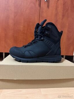Predám stredné topánky Goretex