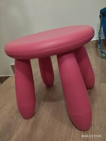 Ikea stolicka ruzova plastova Trencin