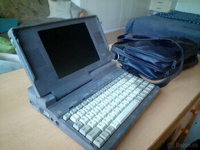 Historický notebook Gem-386sx MS-DOS