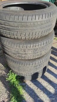 pneu Pirelli 215 55 r17