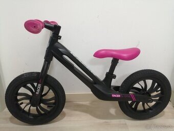 RACER