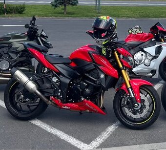 Suzuki GSX S 750