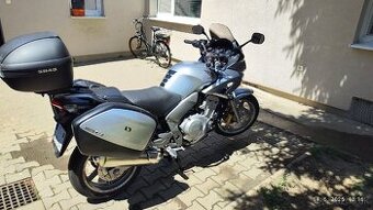 Honda cbf 1000