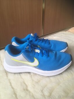 Botasky nike č.38