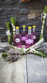 Domáci levanduľový sirup