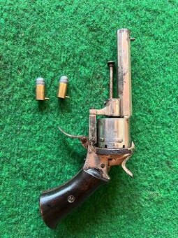Historický revolver lefaux 9mm