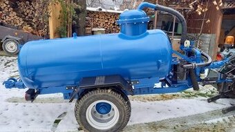 Predam fekal cisternu za malotraktor